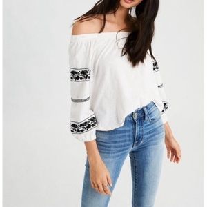 American Eagle boho embroidered top